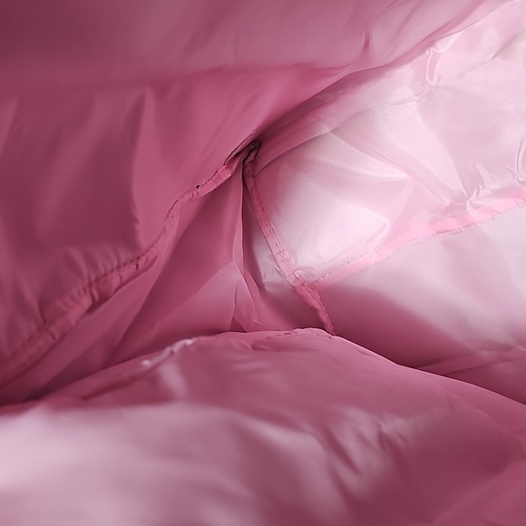 NWT Victoria's Secret Pink and Black Travel Bag with Graphic Design - Picture 5 of 8